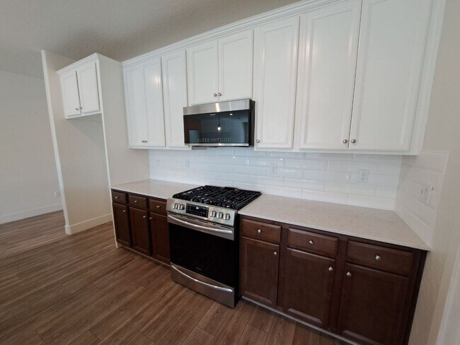 Building Photo - Move in Special: $500 Off Your First Month...