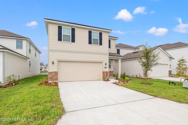 Building Photo - 14726 Cashew Ave