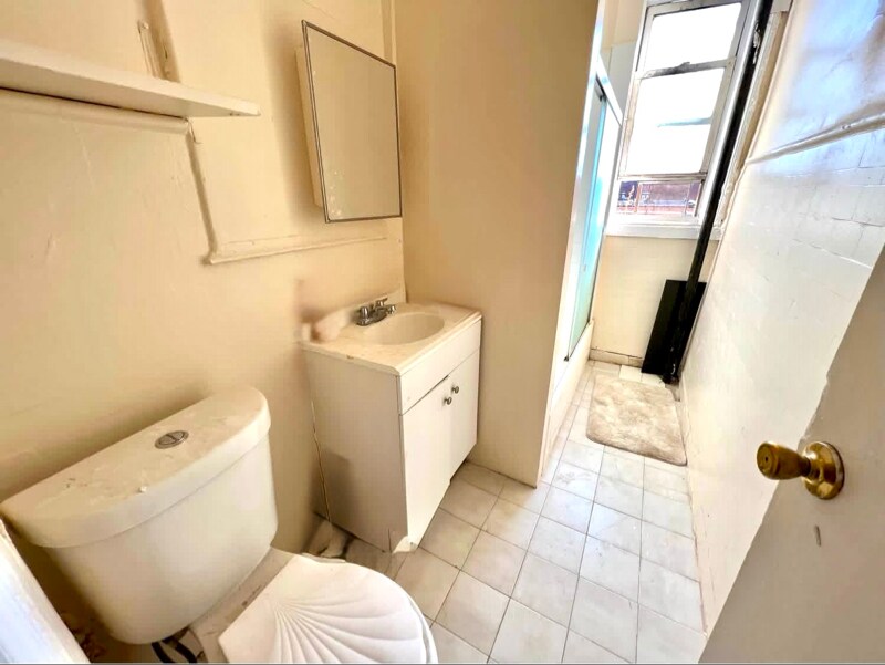 Building Photo - 1624 Pitkin Ave