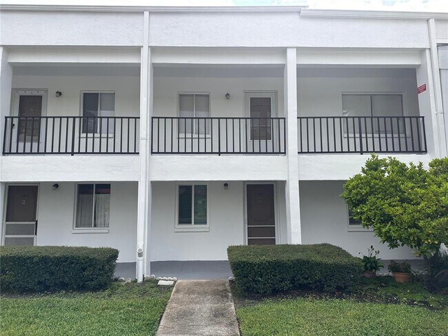 Building Photo - 2060 Marilyn St