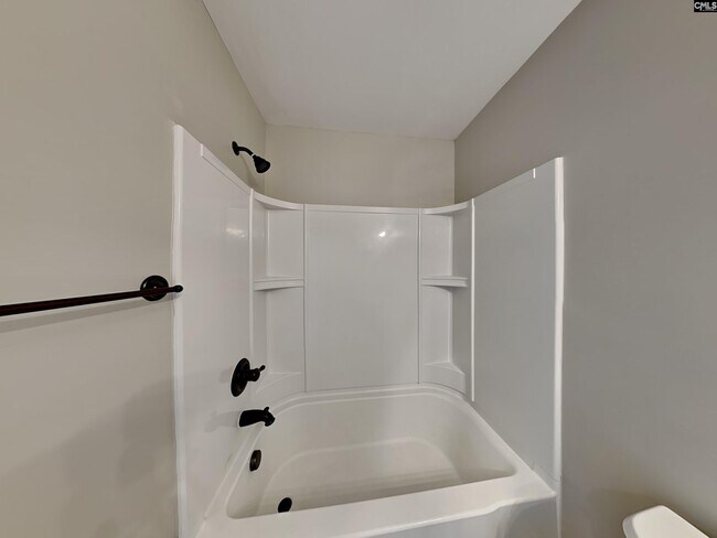 Building Photo - 651 Braekel Way