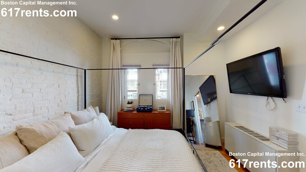 Building Photo - 27 Bowdoin St