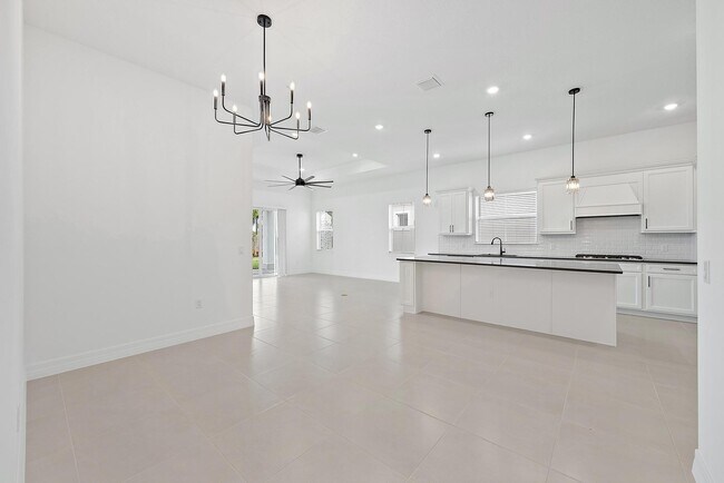 Building Photo - 10720 Northbrook Cir