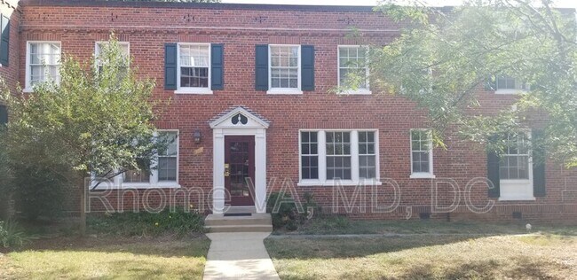 Primary Photo - 1805 Key Blvd