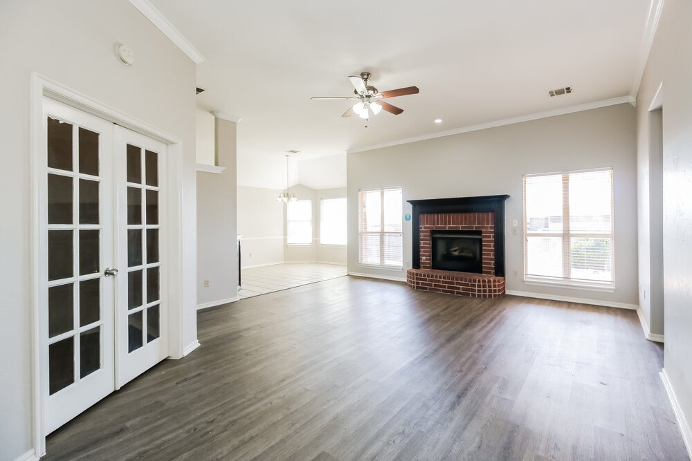 Building Photo - 600 NE 20th St