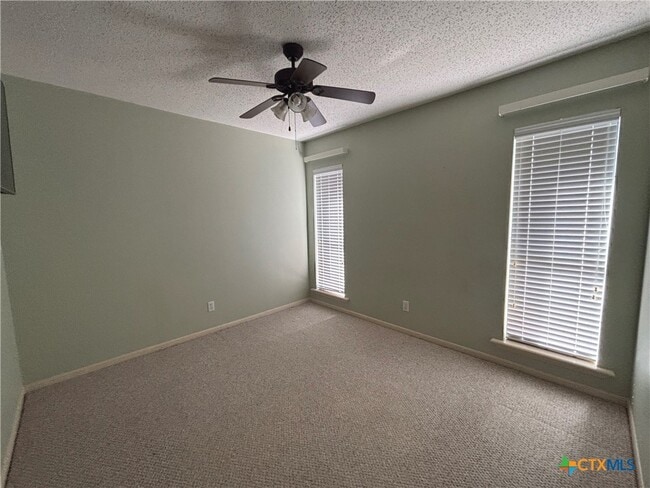 Building Photo - 309 Spur Dr