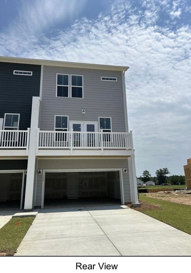 Building Photo - *Special offer $250 off first months rent!...