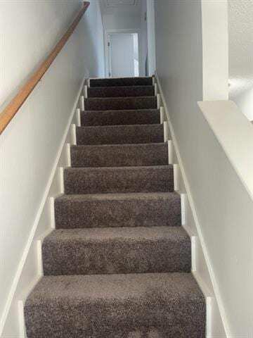 Building Photo - 1600 Newport Pl