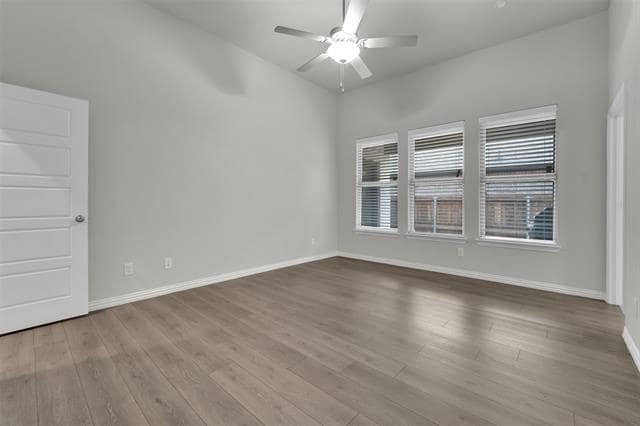 Building Photo - 2514 Vera Wy