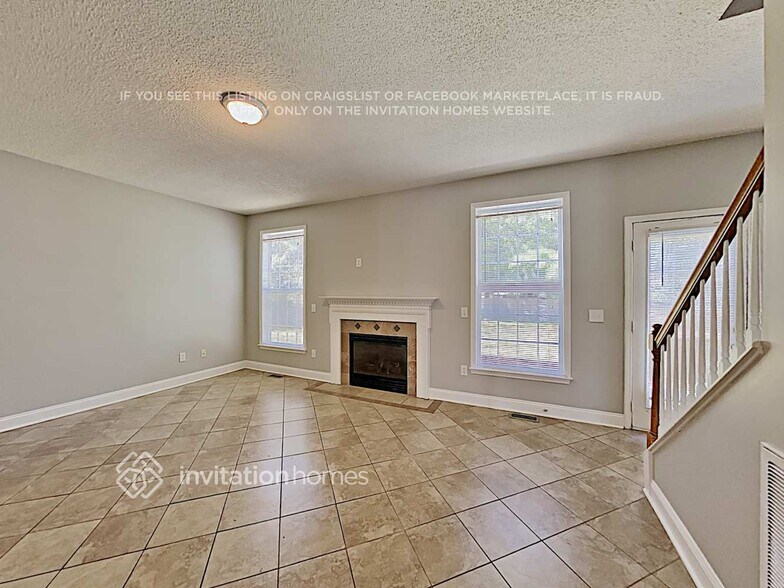 Building Photo - 834 Highlander Ct