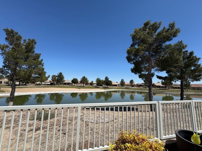 Building Photo - 55 + Community of Sun City Del Webb in App...