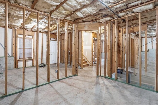 Building Photo - 2345 Valley Mill Dr