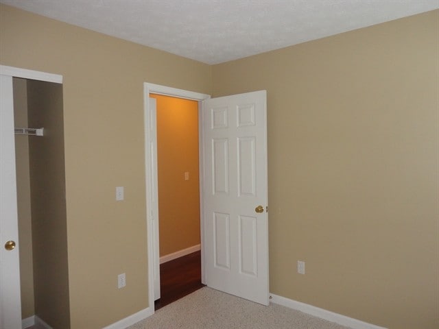 Building Photo - 39 Mark Twain Ct