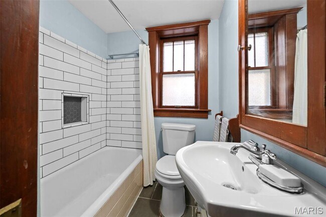 Building Photo - Magnolia 4-Plex
