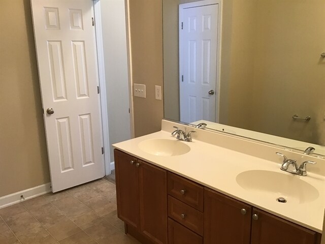 Building Photo - 3048 Argyll Dr