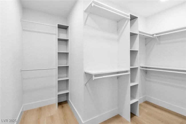 Building Photo - 3485 Shamrock Ave