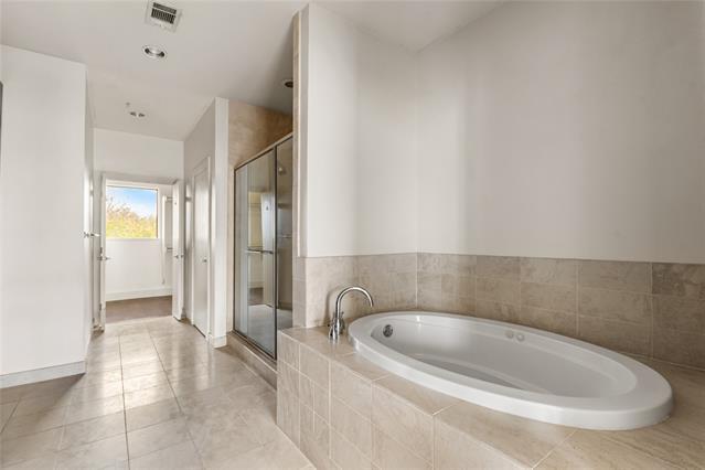 Building Photo - 4111 Newton Ave