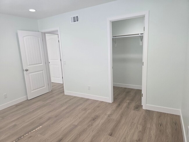 Building Photo - Fully Remodeled 4-Bedroom, 3-Bath Rental H...