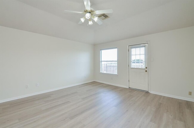 Building Photo - 21123 Bear Tree Trail