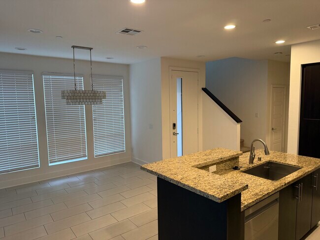 Building Photo - 2623 Aperture Cir