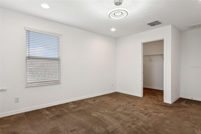 Building Photo - 10319 Stallion Flds Wy