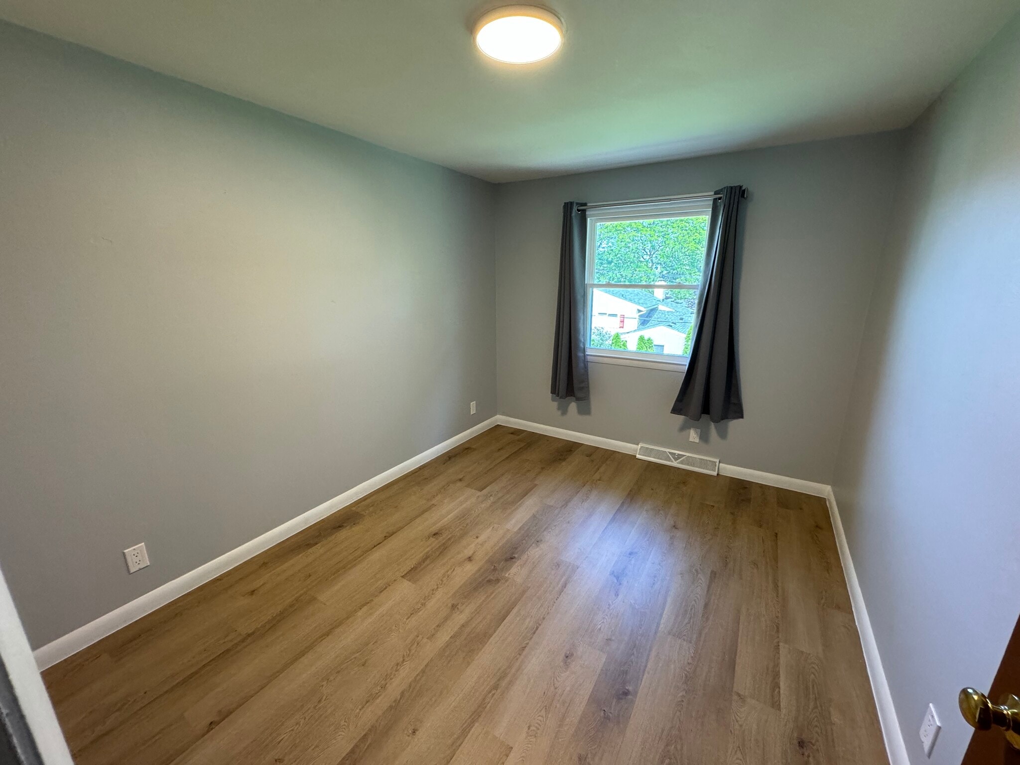 3rd Bedroom - 2862 N 124th St