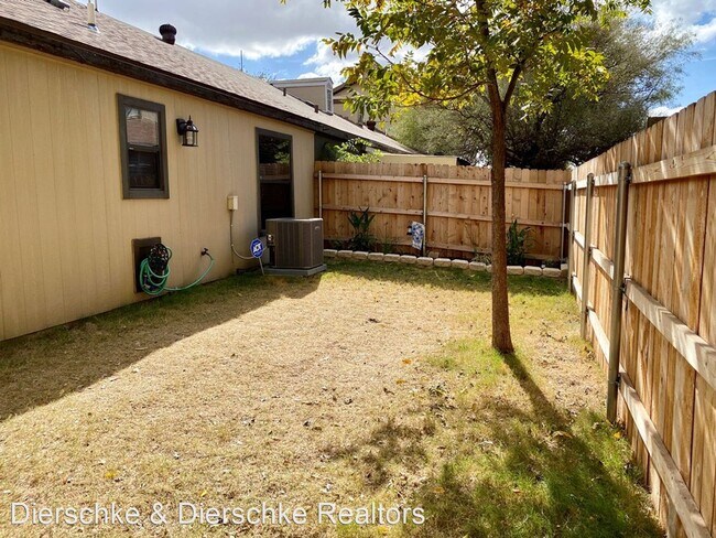 Building Photo - 3 br, 2 bath House - 3520 Juanita