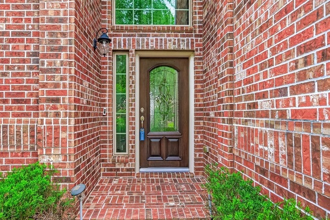 Building Photo - 17415 Sandalisle Ln