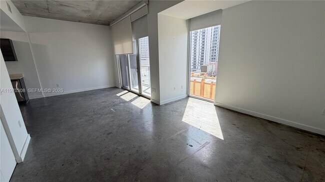 Building Photo - 151 SE 1st St