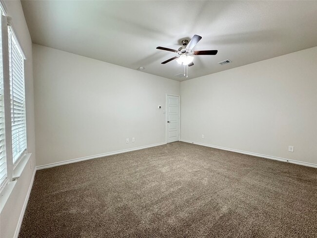 Building Photo - 2901 Bald Eagle Blvd