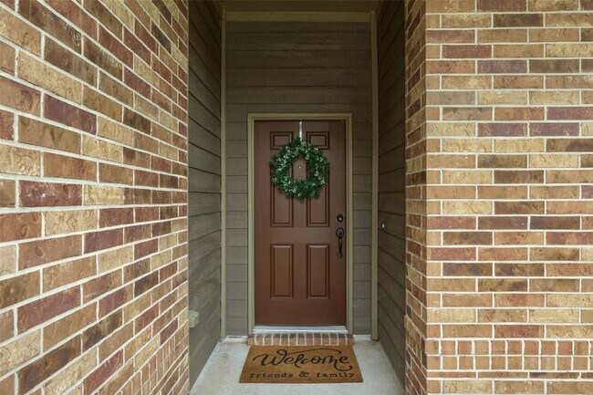 Building Photo - 2214 Timberland Country Ct