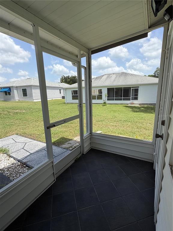 Building Photo - 6087 Kittiwake Dr