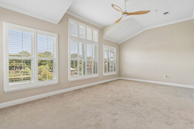 Building Photo - Coastal Luxury Townhome in Gated Amelia Island Community with Elevator & Garage