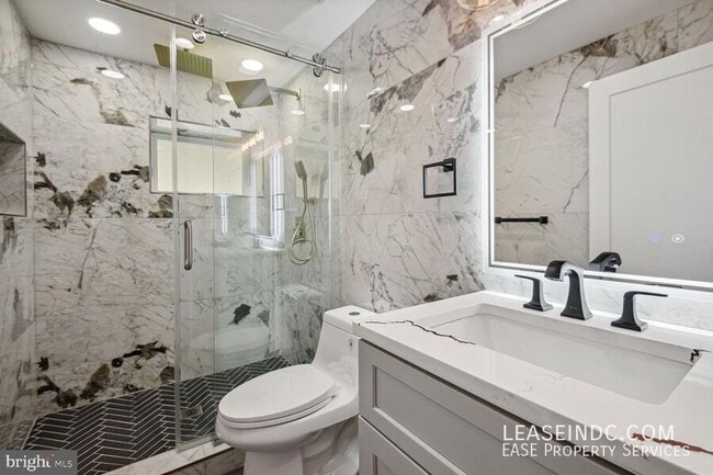 Building Photo - 4012 5th St NW