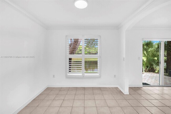 Building Photo - 2279 NW 170th Ave