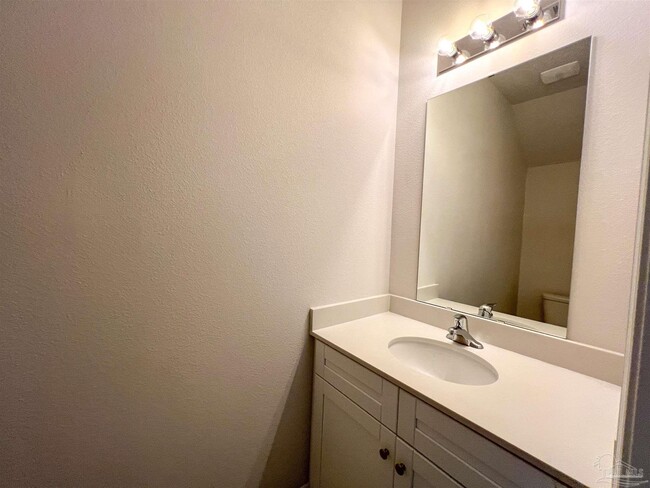 Building Photo - 3997 Pendragon Cir