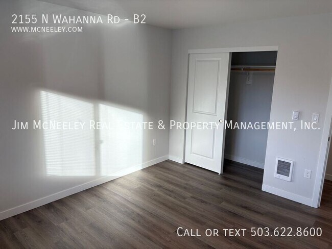 Building Photo - 2155 N Wahanna Rd