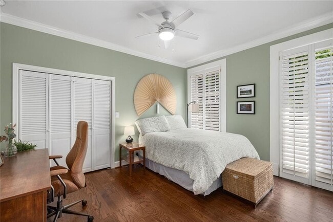 Building Photo - 124 Lafayette Dr NE