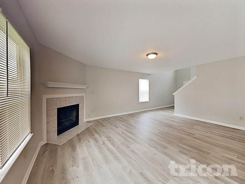 Building Photo - 4719 Plantation St