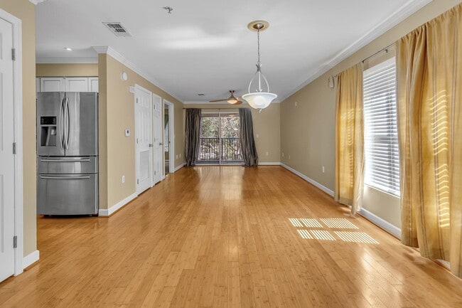 Building Photo - 4274 Calinda Ln