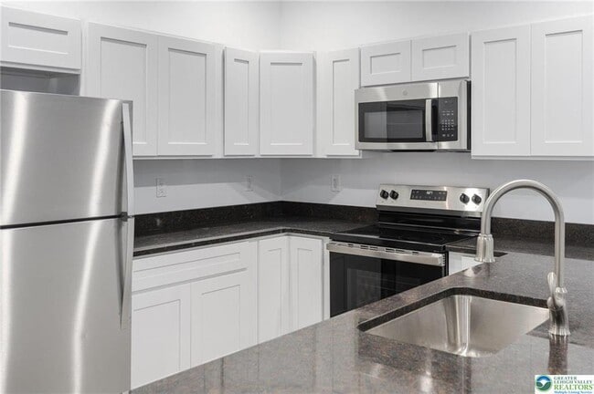 Building Photo - 306 Barber St