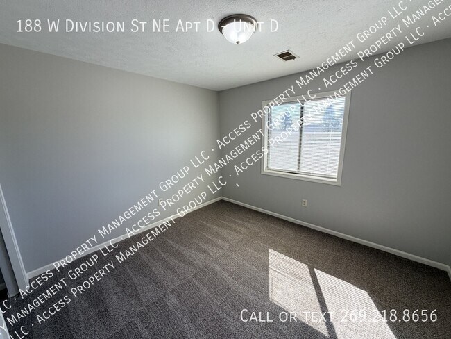 Building Photo - 188 W Division St NE