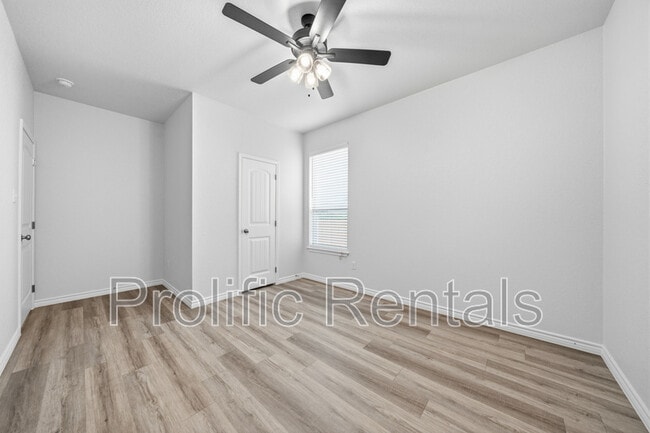 Building Photo - 101 Leon Ln