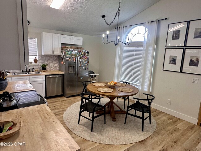 Building Photo - 113 Seagrass Wy