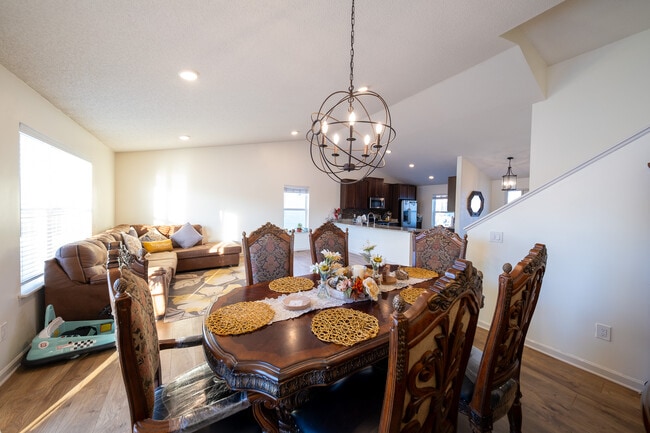 Building Photo - 15104 Emory Cir