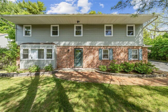 Primary Photo - 1 Andrew Ct