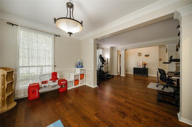 Building Photo - 100 Hearthwood Dr