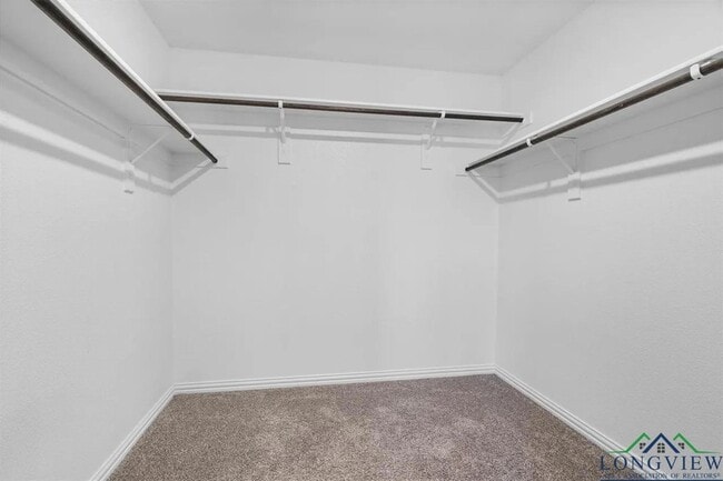 Building Photo - 3300 Becker Dr