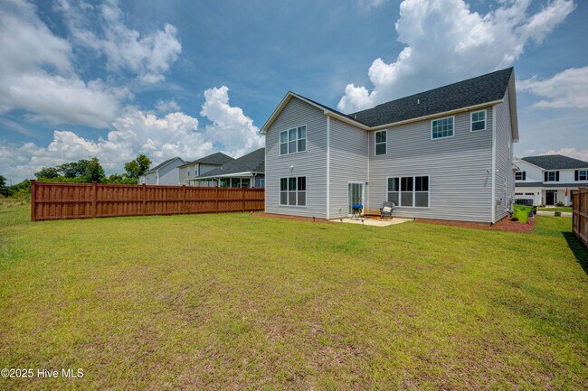 Building Photo - 3911 Northern Lgts Dr