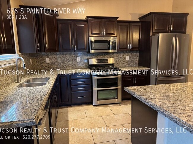 Building Photo - 676 S Painted River Way